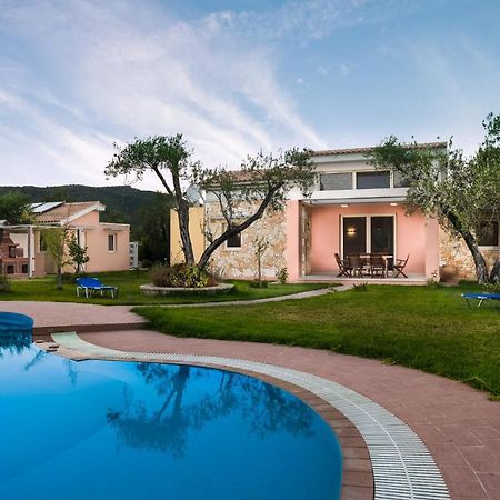 Three Stars Luxury Villas Moraitika Bagian luar foto