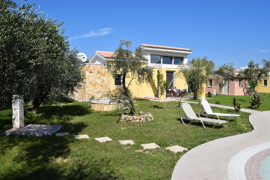 Three Stars Luxury Villas Moraitika Bagian luar foto