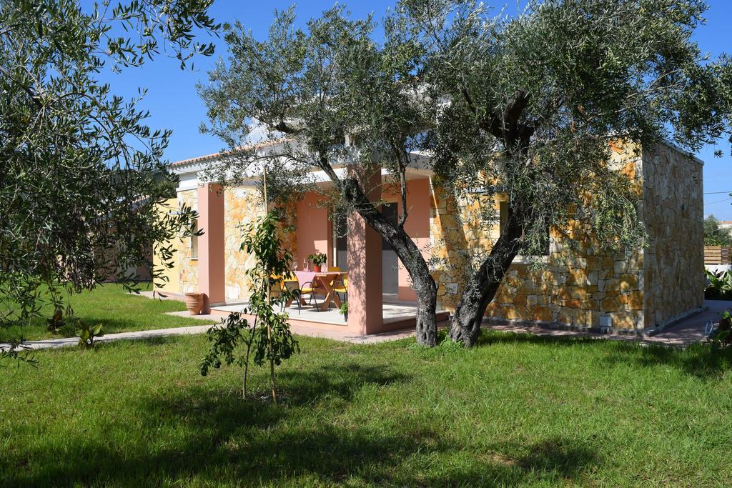 Three Stars Luxury Villas Moraitika Bagian luar foto