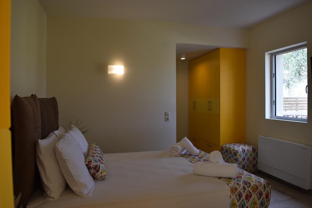 Three Stars Luxury Villas Moraitika Bagian luar foto