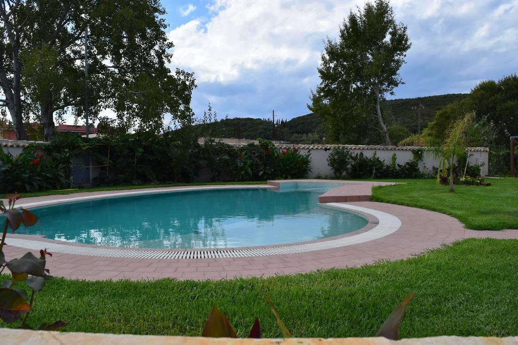 Three Stars Luxury Villas Moraitika Bagian luar foto