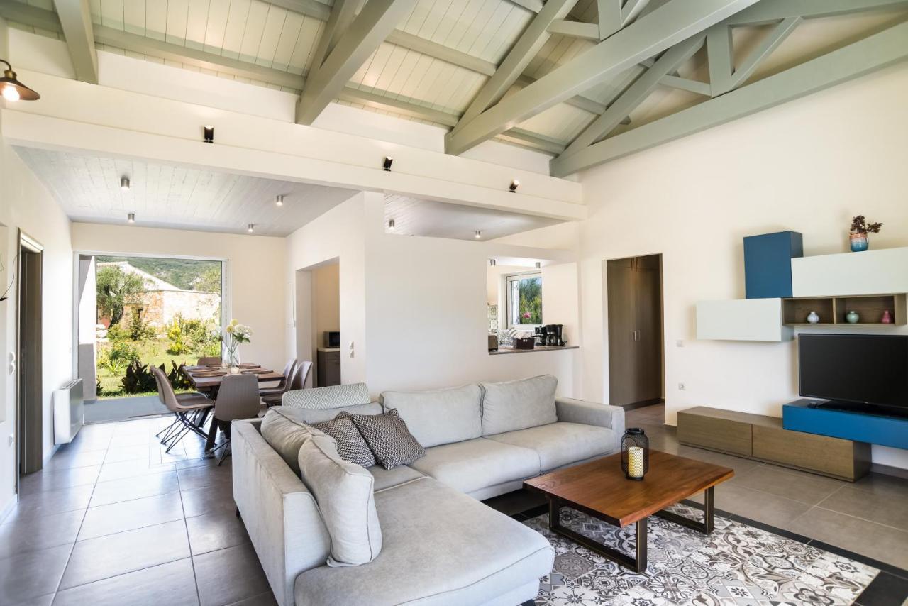 Three Stars Luxury Villas Moraitika Bagian luar foto