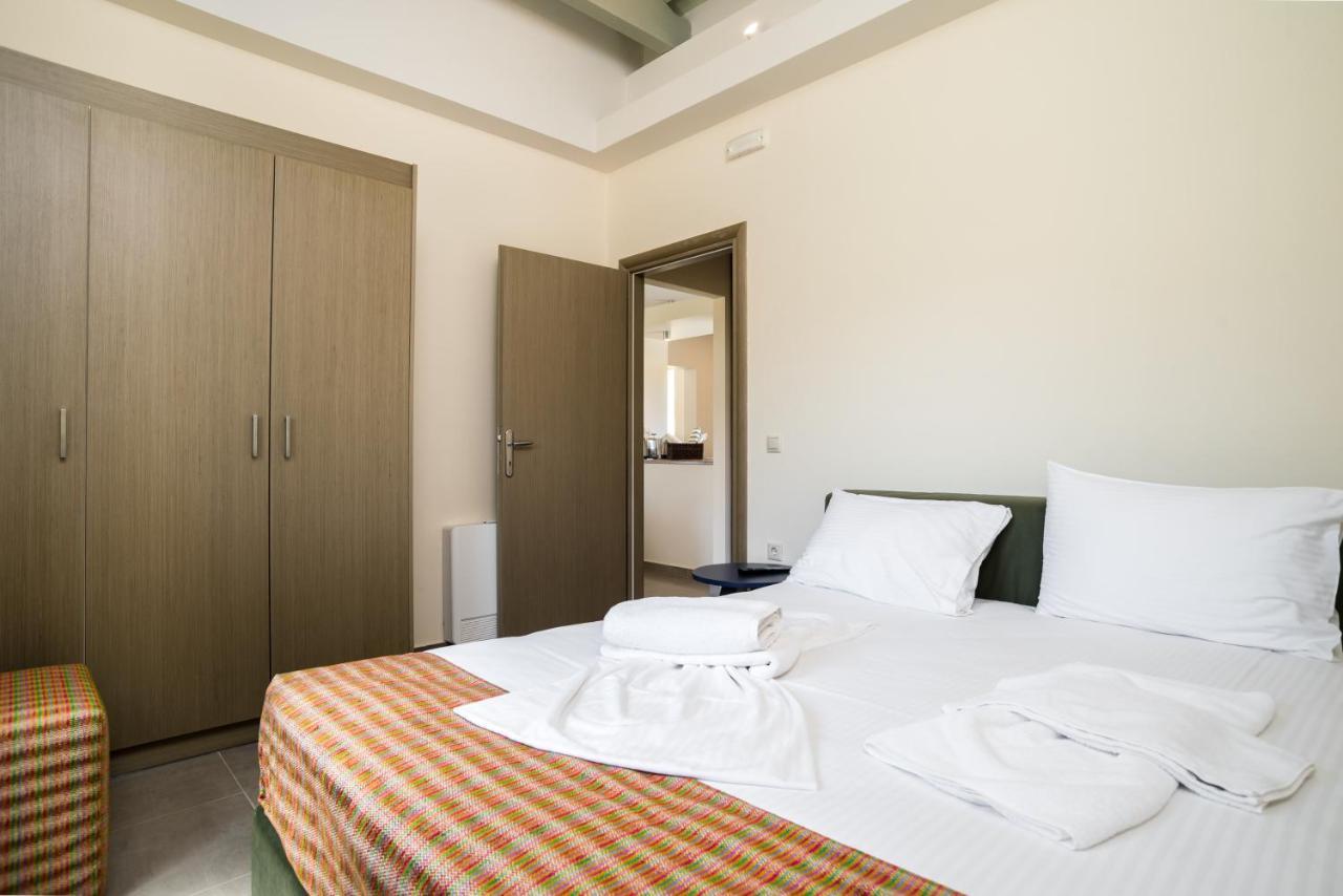Three Stars Luxury Villas Moraitika Bagian luar foto