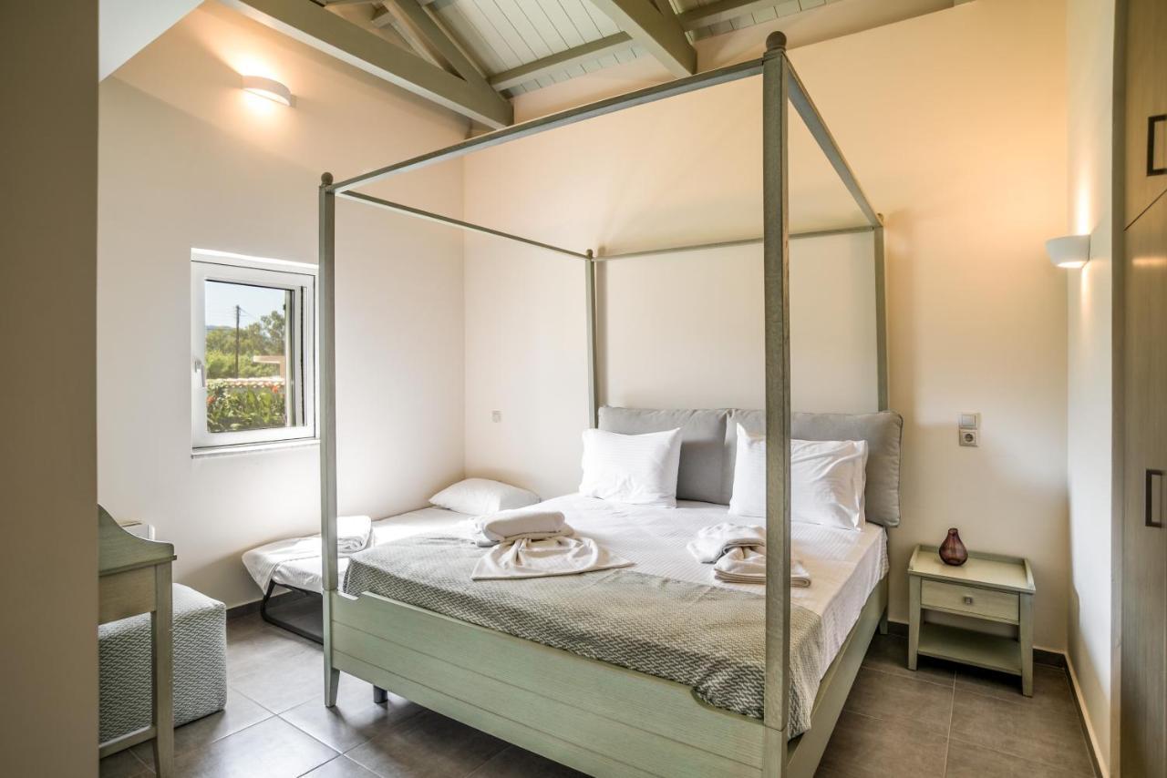 Three Stars Luxury Villas Moraitika Bagian luar foto